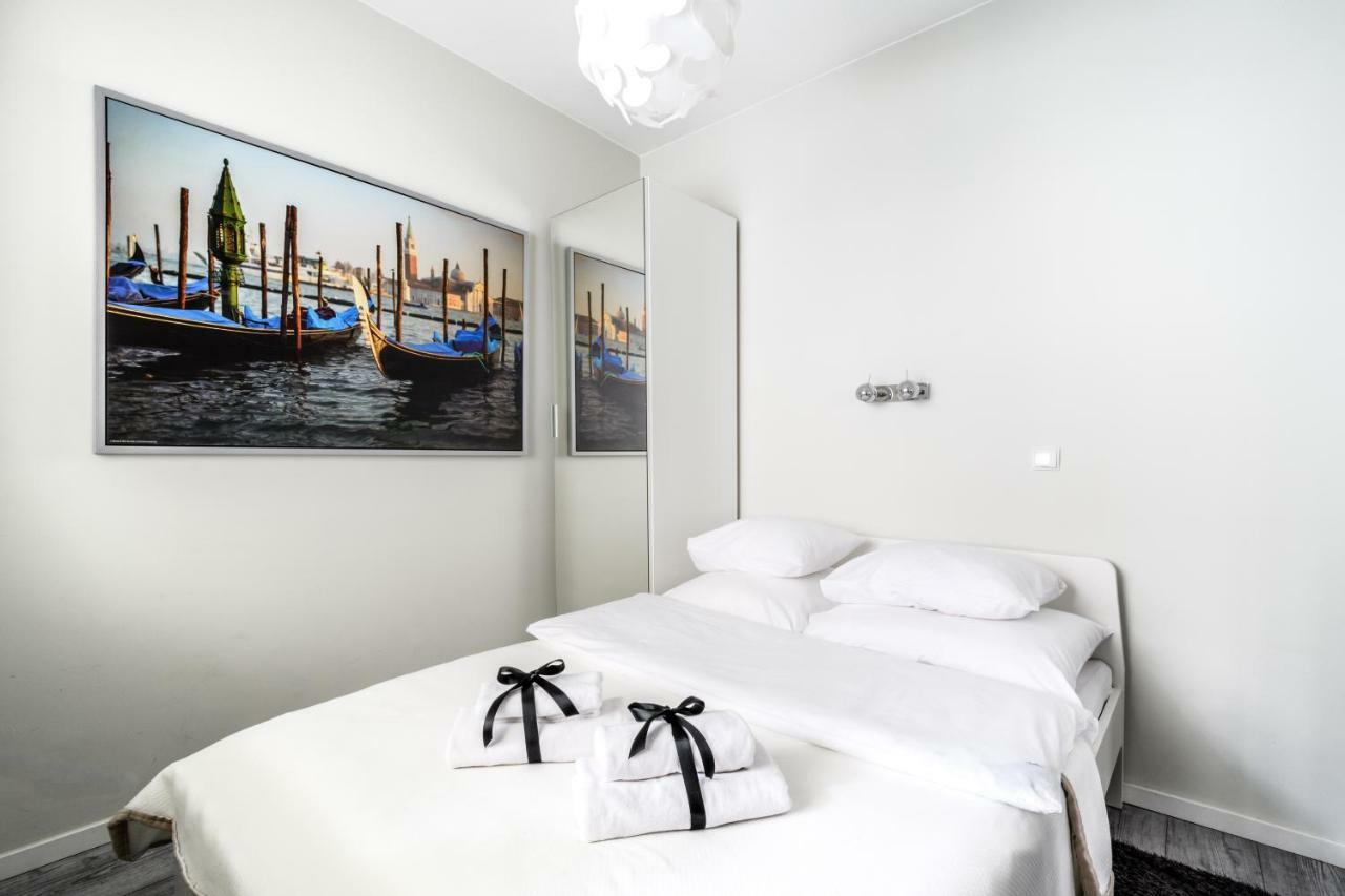 Warsaw Night Apartments Siedmiogrodzka エクステリア 写真