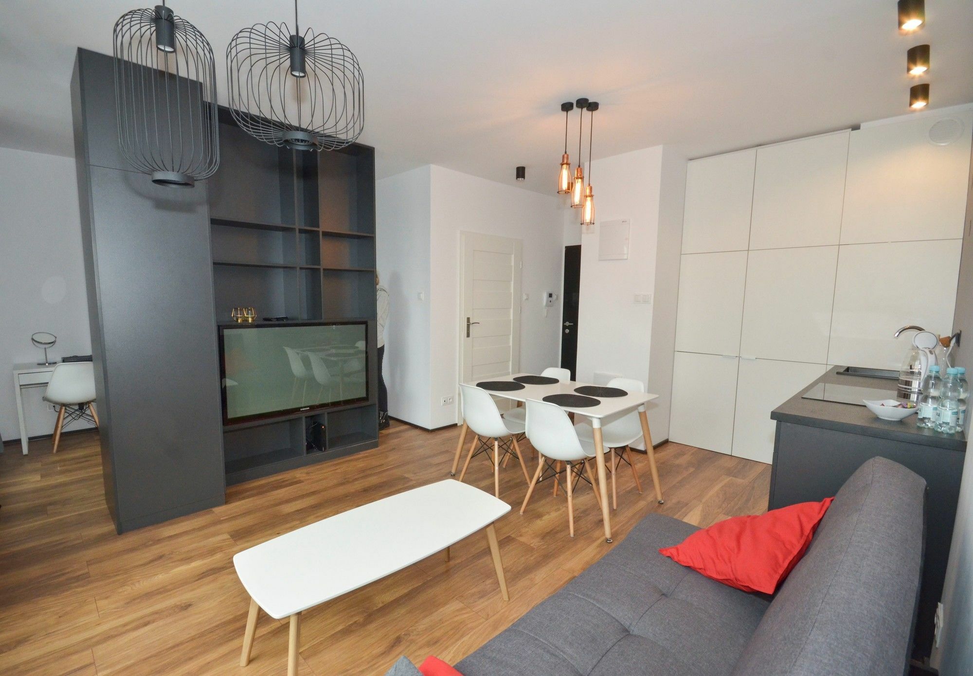Warsaw Night Apartments Siedmiogrodzka エクステリア 写真