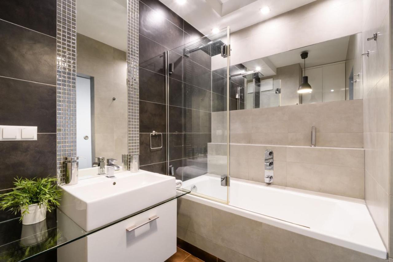 Warsaw Night Apartments Siedmiogrodzka エクステリア 写真